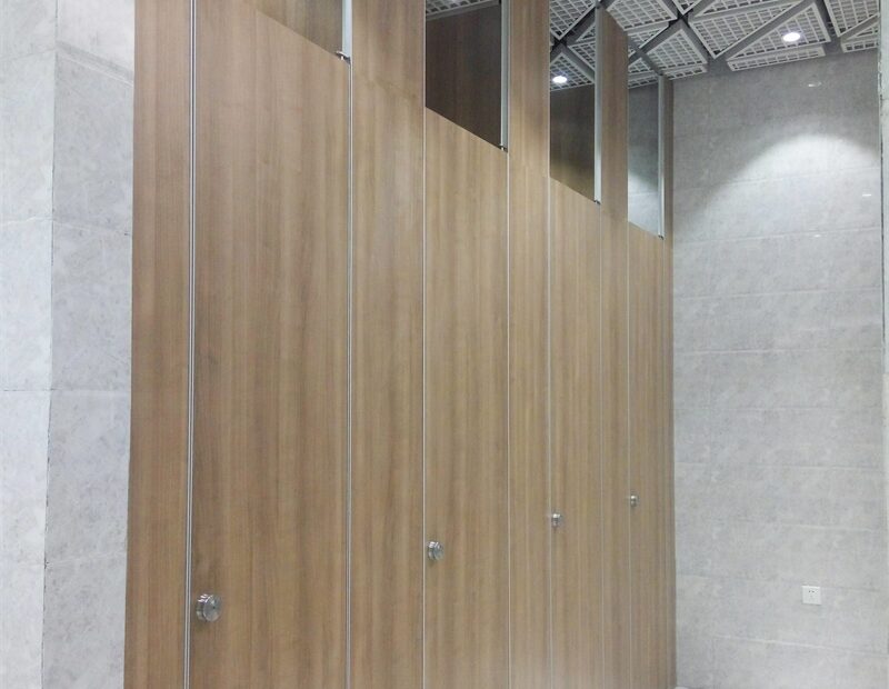 5 Benefits Of Choosing Toilet Partition Doors For Restrooms Jialifu
