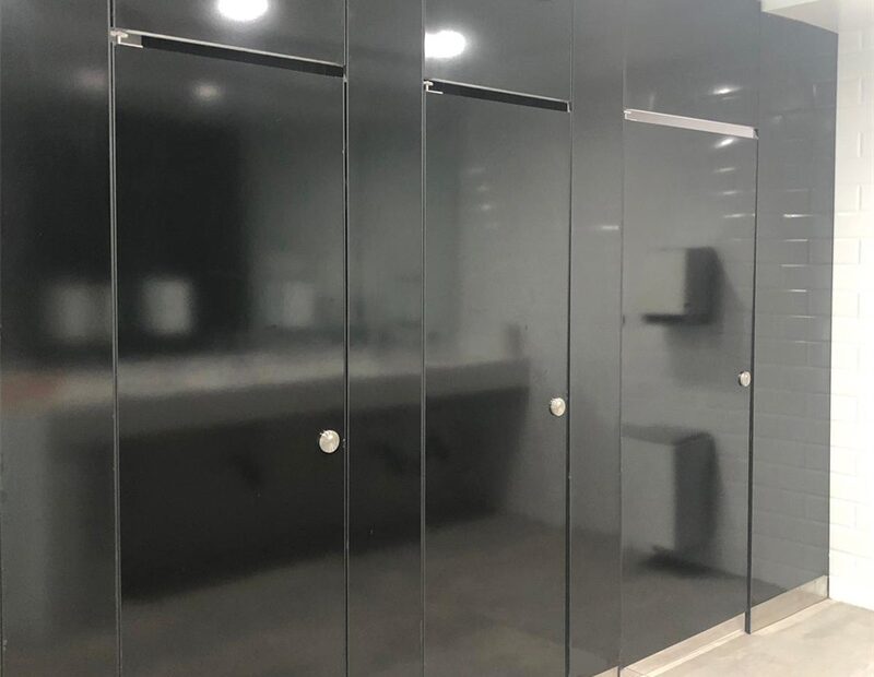 Creating Privacy In The Bathroom A Guide To Utilizing Partitions Jialifu